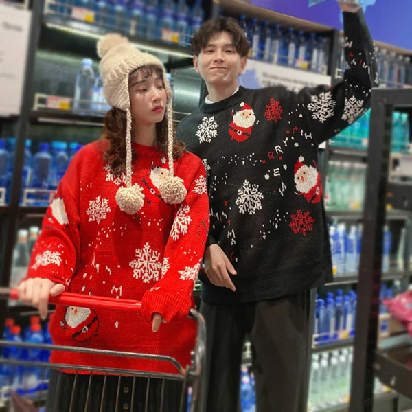 Pull de Noël Couple Père Noël et Flocons